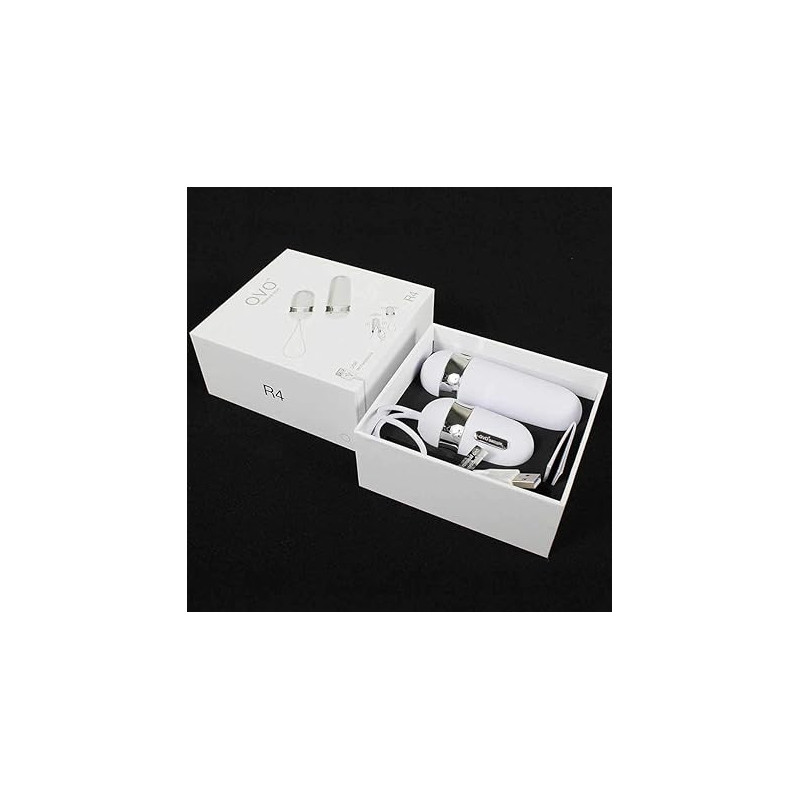 Vibrador Remoto Blanco R4 OVO | Control Inalámbrico, Estilo Elegante y Estimulación Precisa